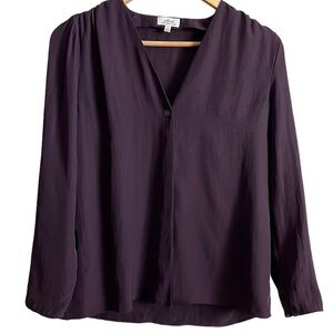 ARITZIA Wilfred long sleeved gathered shoulder v neck blouse size XS preloved